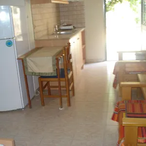 https://maria-apartments-kefalonia.kefaloniahotels.net